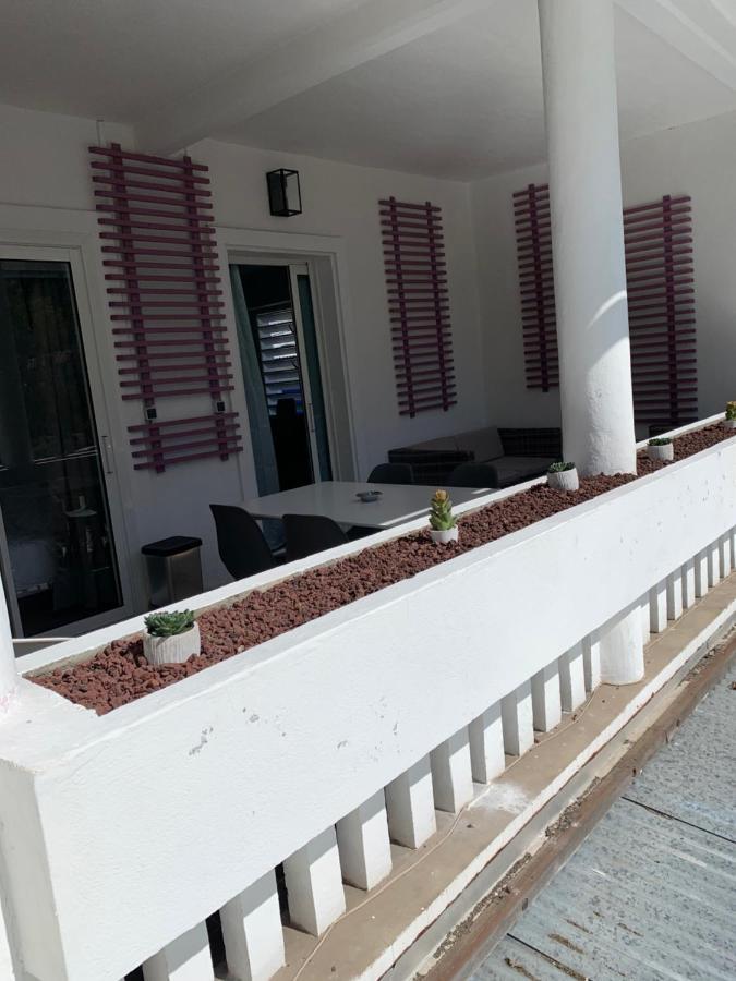 Hotel Le Petit Randonneur Cilaos Exteriör bild